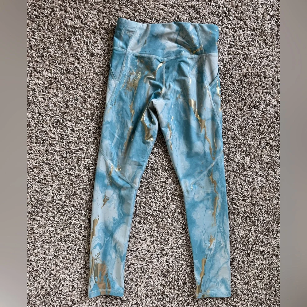 Old Navy Girls Blue & Gold Athletic‎ Leggings – Sporty & Comfy